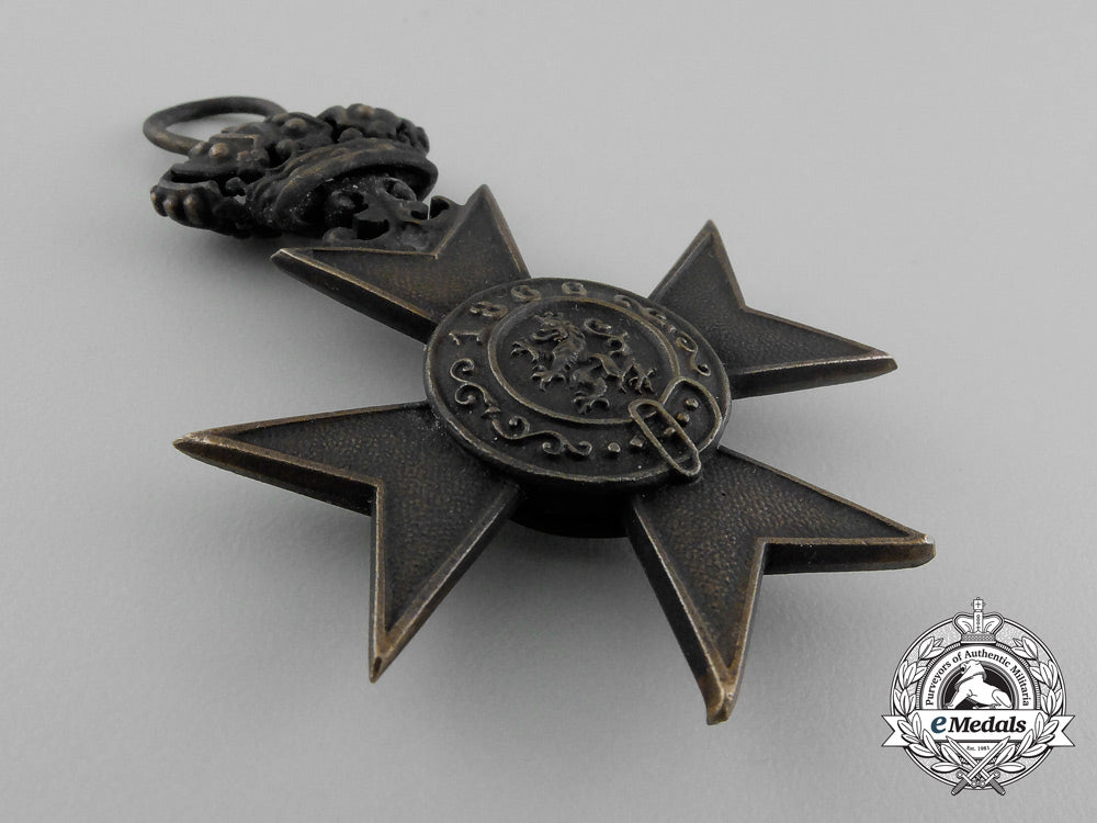 a_bavarian_military_merit_cross;3_rd_class_with_crown_with_case_d_8364_1