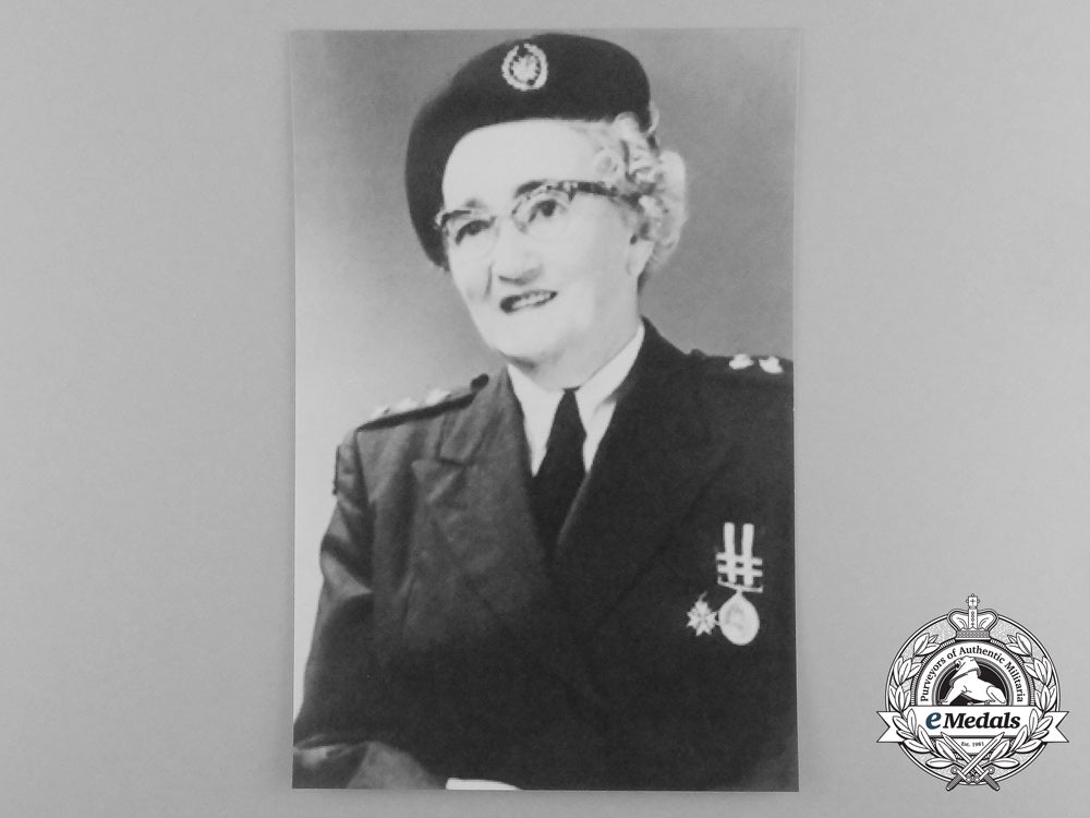an_order_of_st._john_group_to_corps_superintendent_mary_e._morrow_d_8370