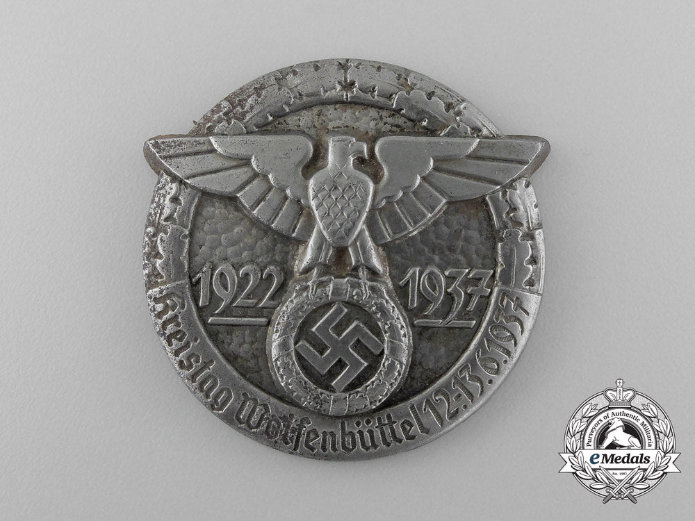 germany,_third_reich._a1937_wolfenbüttel_district_council_day_badge_d_8381_1
