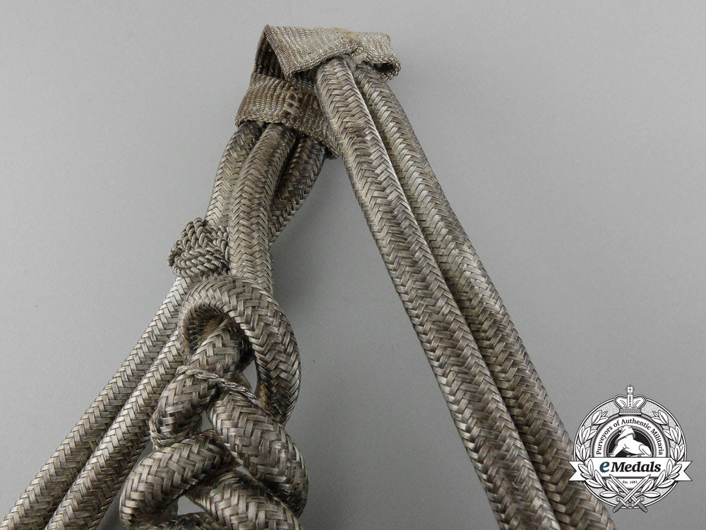 an_extremely_fine_quality_wehrmacht_heer(_army)_officer’s_aiguillette_d_8426