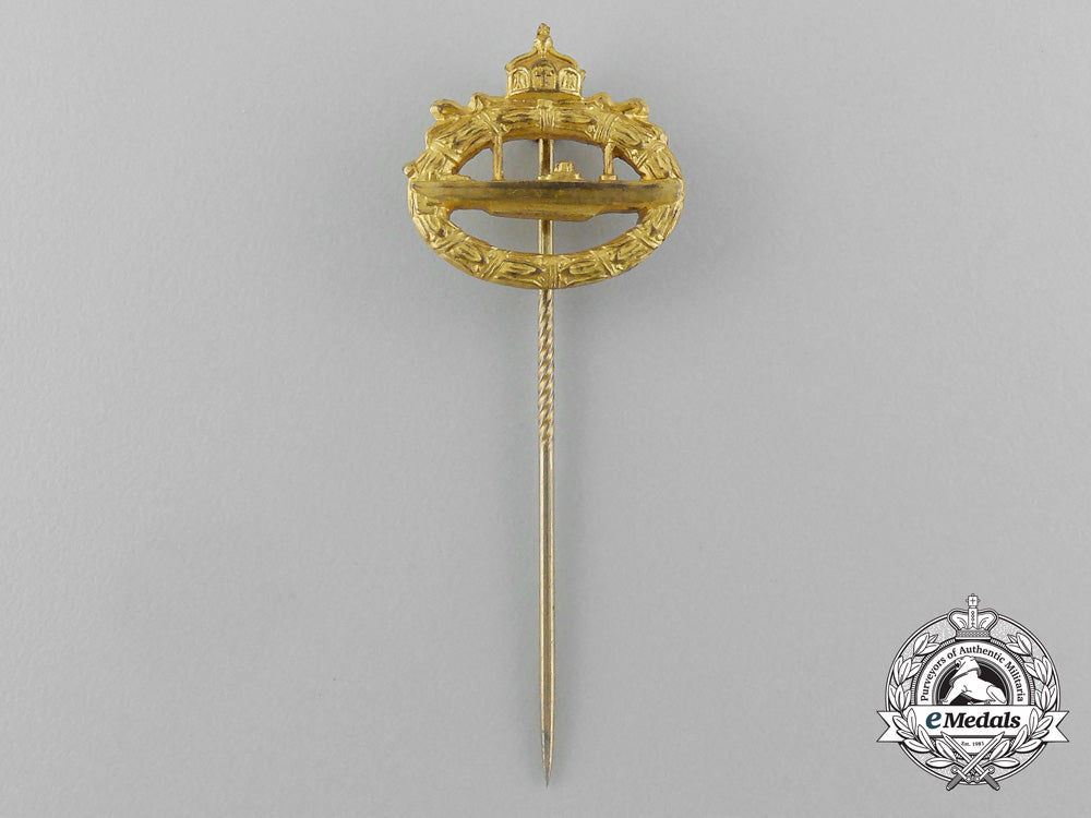 a_german_imperial_submarine_war_badge_with_stickpin_d_8444_1