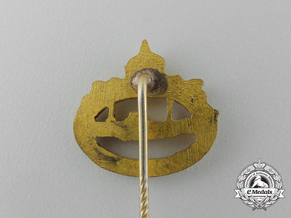 a_german_imperial_submarine_war_badge_with_stickpin_d_8446_1