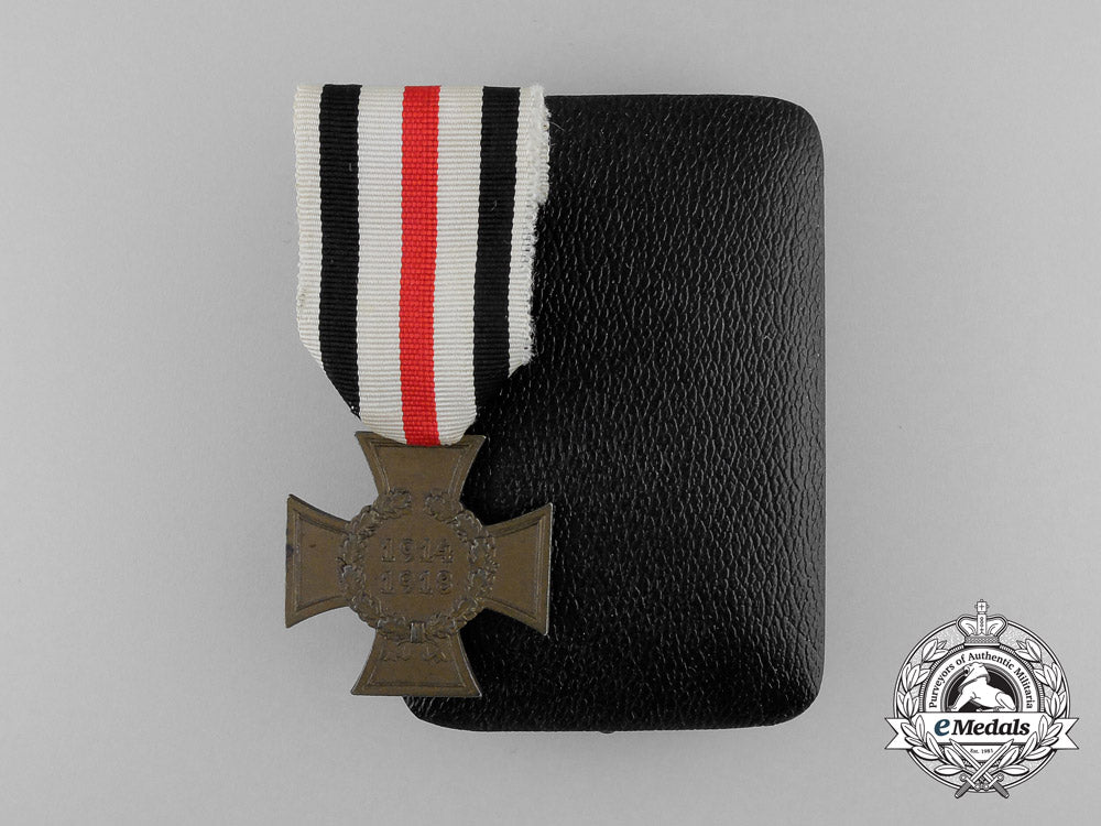 a_first_war_german_hindenburg_cross_for_non-_combatants,_cased_d_8448_1
