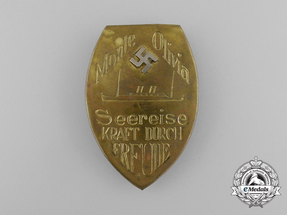 a_kdf_monte_olivia_voyage_vacation_badge_d_8479_1