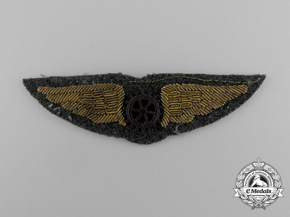 an_unknown_early_air_mechanic's_badge_d_8575_2
