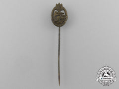 A Bronze Grade Tank Badge Miniature Stick Pin