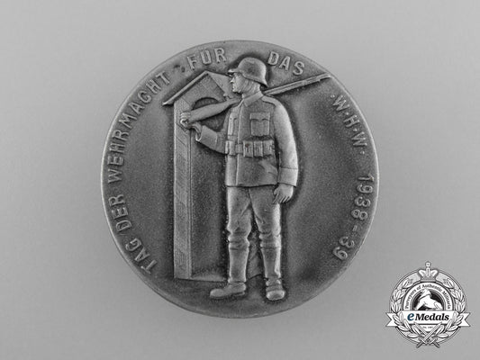 a1938/39“_day_of_the_wehrmacht_of_the_winter_relief_for_the_german_people”_event_badge_d_8748