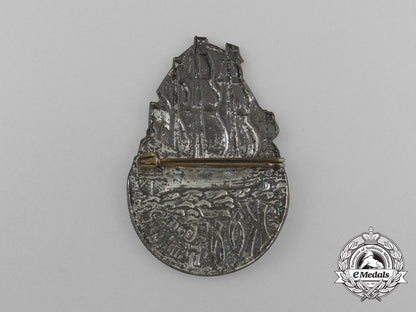 a_third_reich_period_kraft_durch_freude_district_hamburg_badge_d_8753
