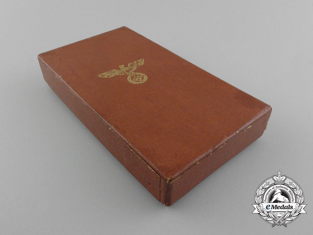 a_mint_and_cased_nsdap_long_service_award_for10_years_with_box_d_8819