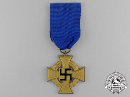 a_cased_german40-_year_faithful_service_cross;_first_class_by_deschler&_sohn;_with_miniature_stick_pin_d_8836_1