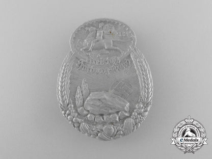 a_fine_quality1938_harburg-_land_district_council_day_badge_d_8928_1