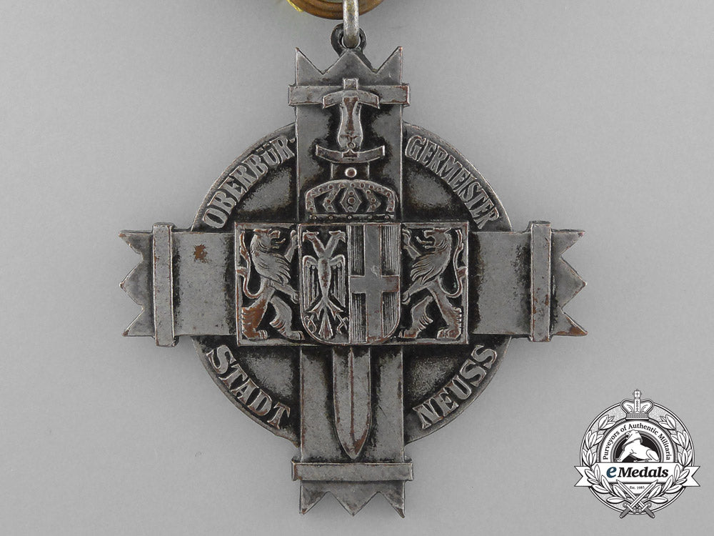 an_honorary_award_from_the_oberbürgermeister_of_the_township_of_neuss_d_8999