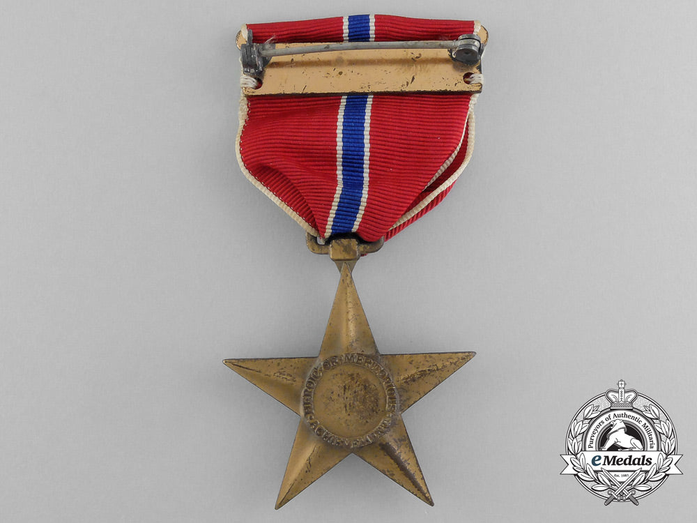 an_american_bronze_star_with_case_d_9010_1
