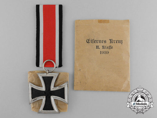 an_iron_cross1939_second_class_in_its_original_packet_of_issue_d_9023