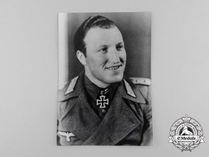 a_lot_of_four_knight's_cross_recipient_signed_post-_war_photographs_d_9181_1