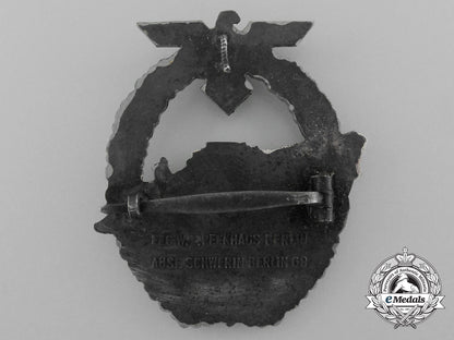 a_second_pattern_kriegsmarine_e-_boat_badge_by_schwerin_in_its_original_carton_d_9190