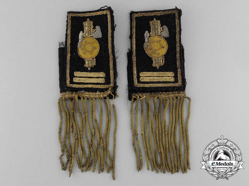 italy,_fascist_state._a_set_of_voluntary_militia_for_national_security"_blackshirts"(_mvsn)_shoulder_boards_d_9249