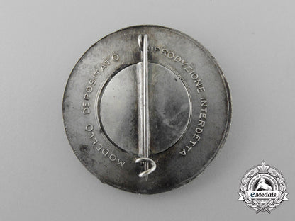 italy._a_fascist_youth"_gioventù_italiana_del_littorio"(_gil)_badge_d_9256