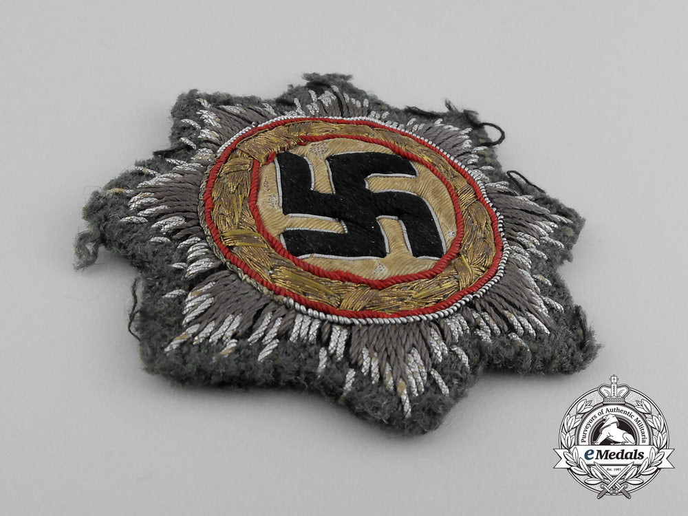 an_army_german_cross_in_cloth,_rare_version_with_embroidered_golden_wreath_d_9324_1