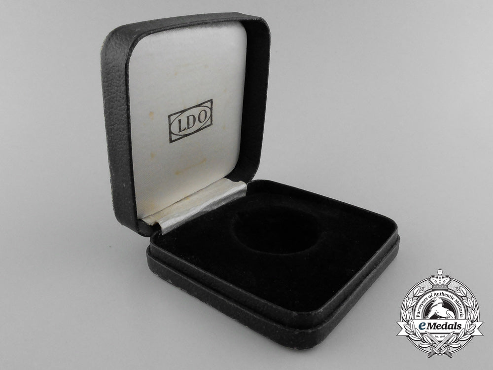 an_ldo_case_for_iron_cross1939_first_class_with_screw-_back_d_9332