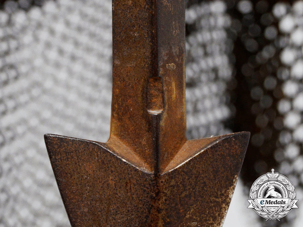 a_rare_mid1800’_s_ottoman-_egyptian_khedive’s“_iron_men”_bodyguard_helmet_by_wilkinson&_co._d_9438_1_1