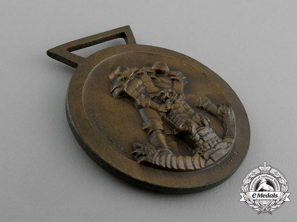 a_german-_italian_africa_campaign_medal_with_its_original_packet_of_issue_by_lorioli_fratelli_d_9453_1