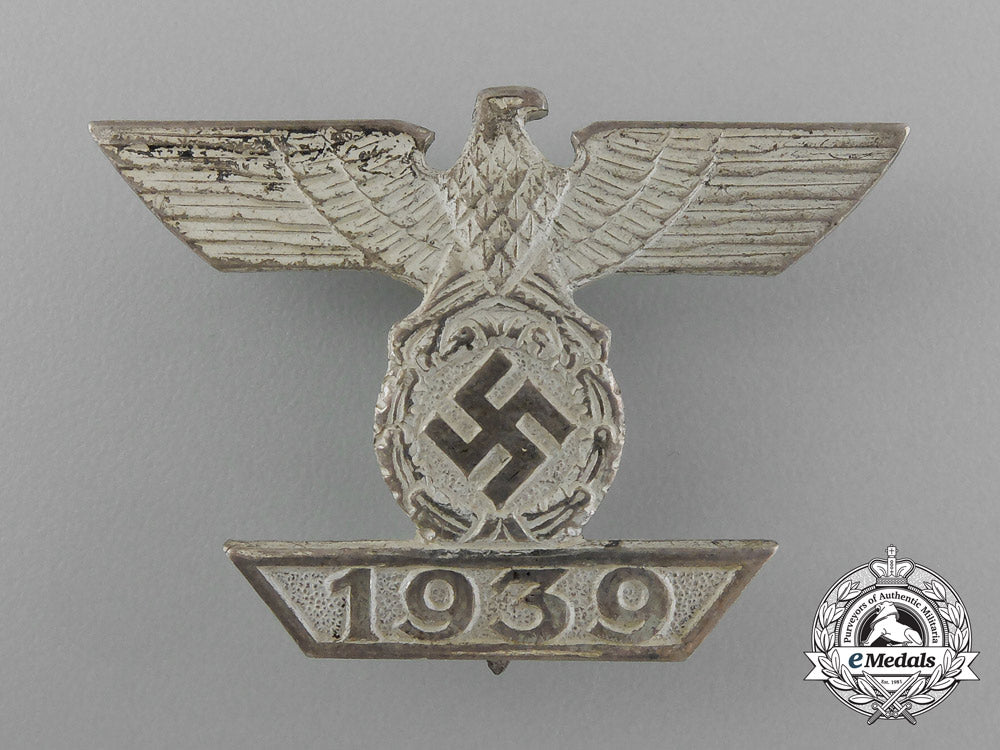 a_mint_cased_clasp_to_the_iron_cross1939_first_class;_type_ii_by_b._h_mayer_d_9470_1