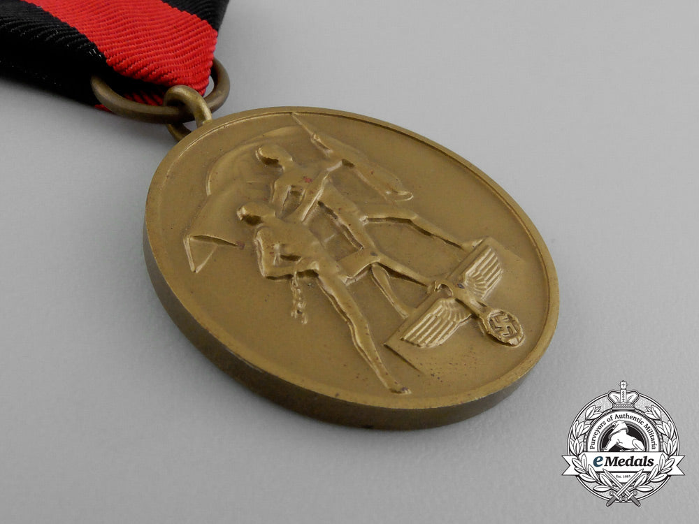 a_commemorative_sudetenland_medal_in_its_original_case_of_issue_d_9517_1
