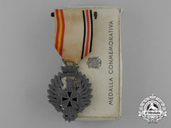 A Medal Of The Spanish Blue Division For Russian Service 1941 With Case