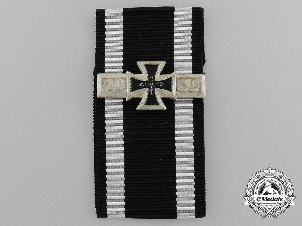 two_german_federal_republic_second_war1957_issued_awards_d_9730