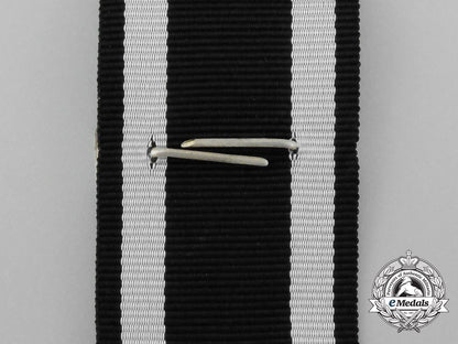 two_german_federal_republic_second_war1957_issued_awards_d_9732