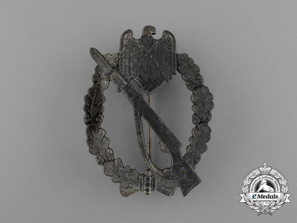 a_second_war_silver_grade_infantry_assault_badge_d_9885