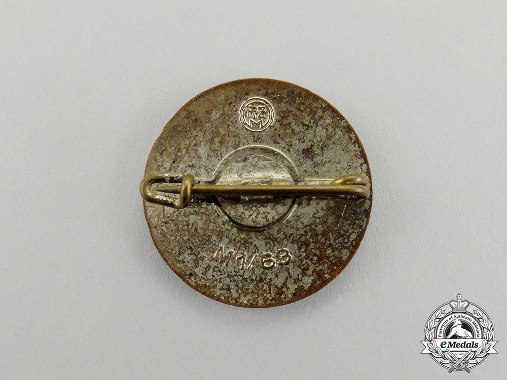 an_nsdap_membership_badge_by_steinhauer&_lück_of_lüdenscheid_dd_0706