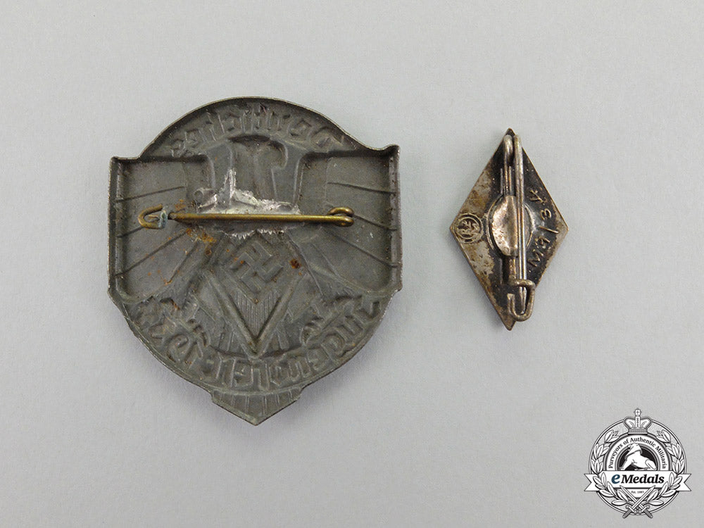 germany._a1937_german_festival_of_youths_badge_with_an_hj_membership_badge_by_karl_wurster_dd_1257