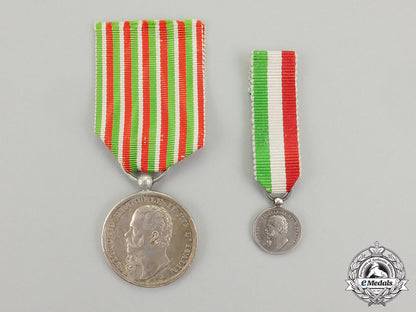 italy,_kingdom._an1859_italian_independence_medal_with_miniature_dd_1458