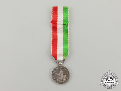italy,_kingdom._an1859_italian_independence_medal_with_miniature_dd_1468