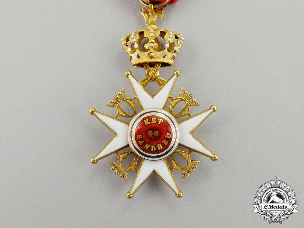 norway,_kingdom._an_order_of_st._olaf_in_gold,_i_class,_by_j.torstrup,_c.1910_dd_1613_1_1