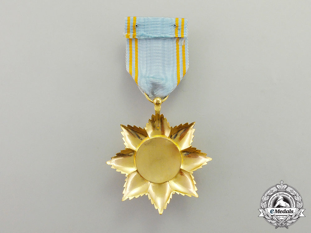 a_comoros_islands_royal_order_of_the_star_of_anjouan,_knight_dd_1631_1