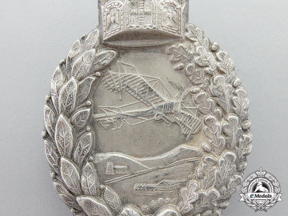 a_first_war_prussian_pilot’s_badge_by_c._e._juncker_of_berlin_dd_2110