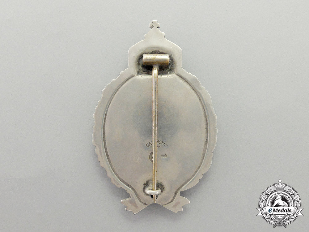 a_first_war_prussian_pilot’s_badge_by_c._e._juncker_of_berlin_dd_2111