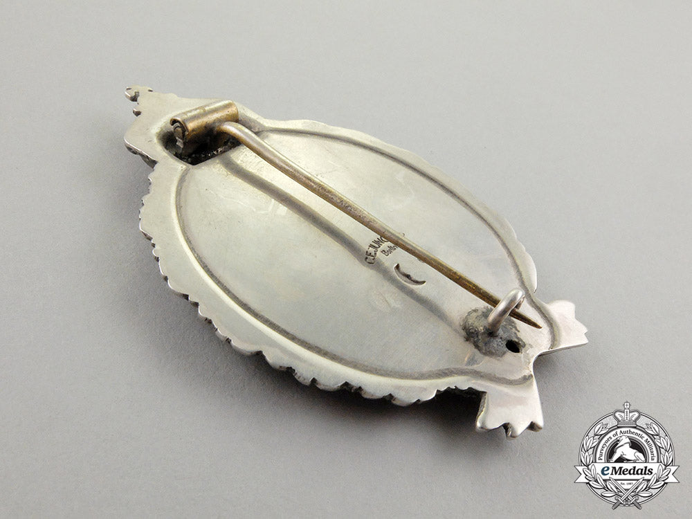 a_first_war_prussian_pilot’s_badge_by_c._e._juncker_of_berlin_dd_2113