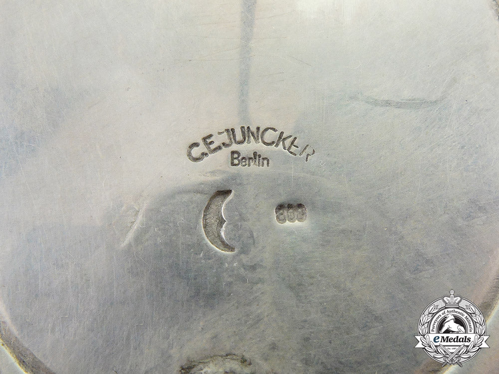 a_first_war_prussian_pilot’s_badge_by_c._e._juncker_of_berlin_dd_2114