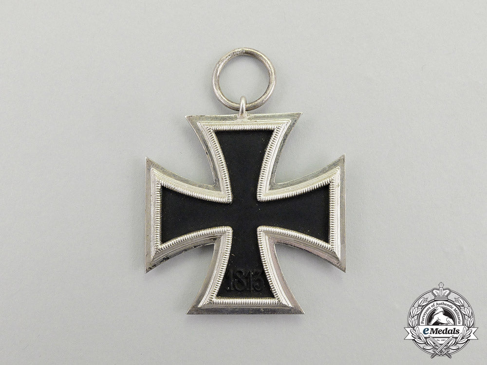 an_absolutely_mint_and_unissued_iron_cross1939_second_class_dd_3144
