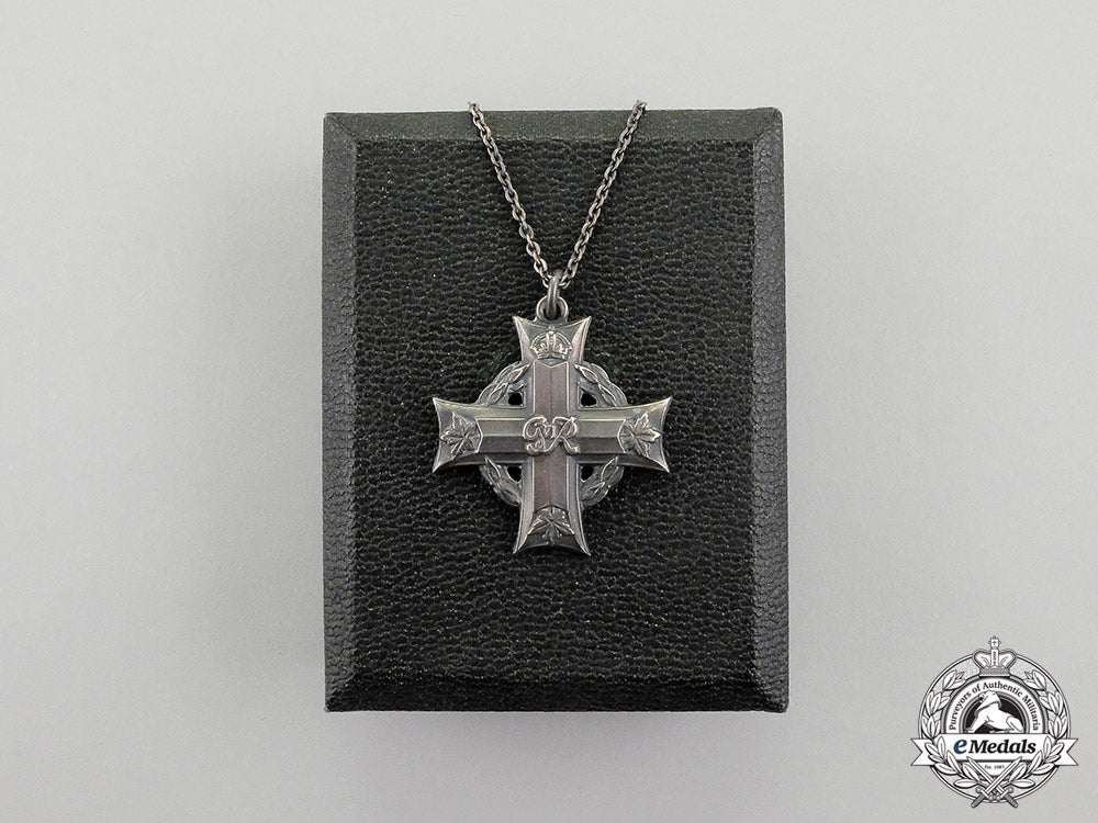 canada._a_memorial_cross_to_air_gunner_lightheart;_lost_carrying_belgian_sas_members_dd_3194