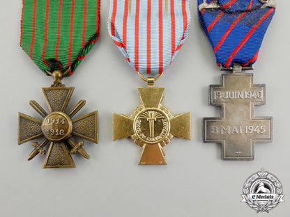 a_lot_of_three_french_medals_dd_3333