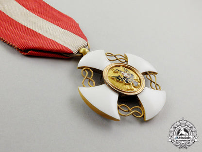 italy._order_of_the_crown;_knight's_cross_in_gold_dd_3354