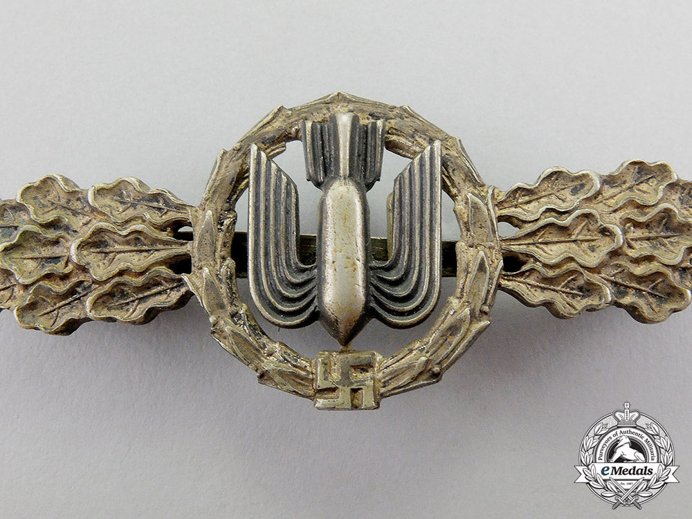 a_second_war_german_silver_grade_luftwaffe_bomber_squadron_clasp_dd_3402