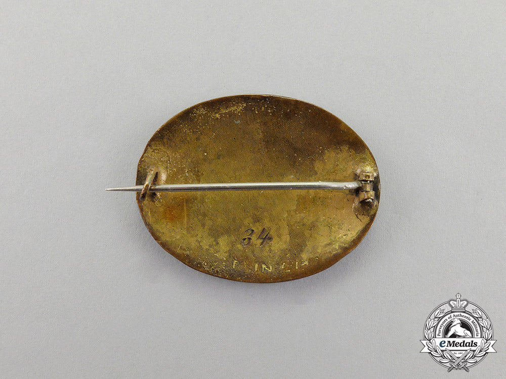 a_third_reich_period_königsberg_women’s_association_of_the_fatherland_membership_badge_dd_3530