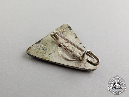 a_national_socialist_women’s_league_membership_badge_by_schmidäussler_dd_3987