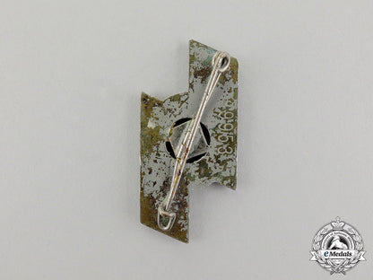 a_dj_achievement_badge;_numbered_dd_4079